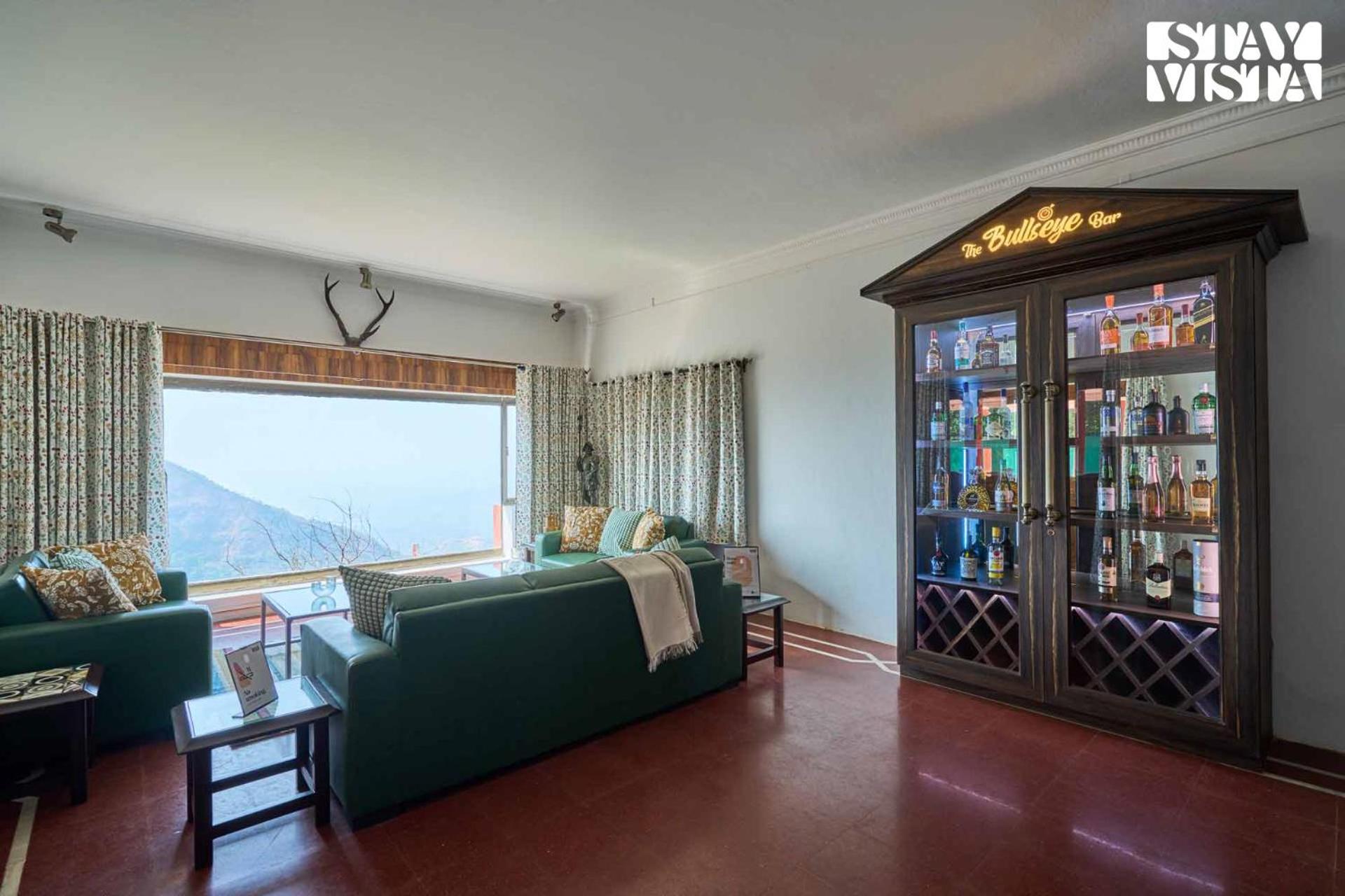 Stayvista At Cliffhanger Solitude With Balcony, Lawn Kolhapur Exterior photo